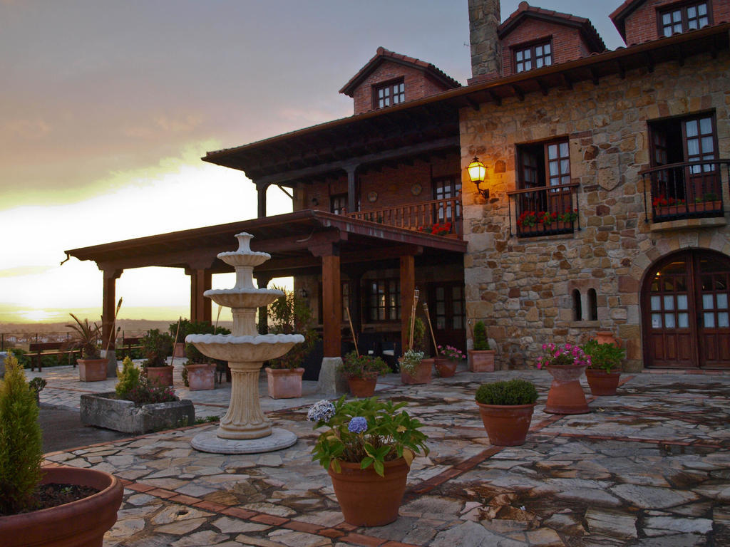 Habitaciones Y Estudios- Hotel "Posada De Cantabria El Solar" - Cenas Y Gintonic- Bar -Terraza Panoramica Галисано Екстериор снимка